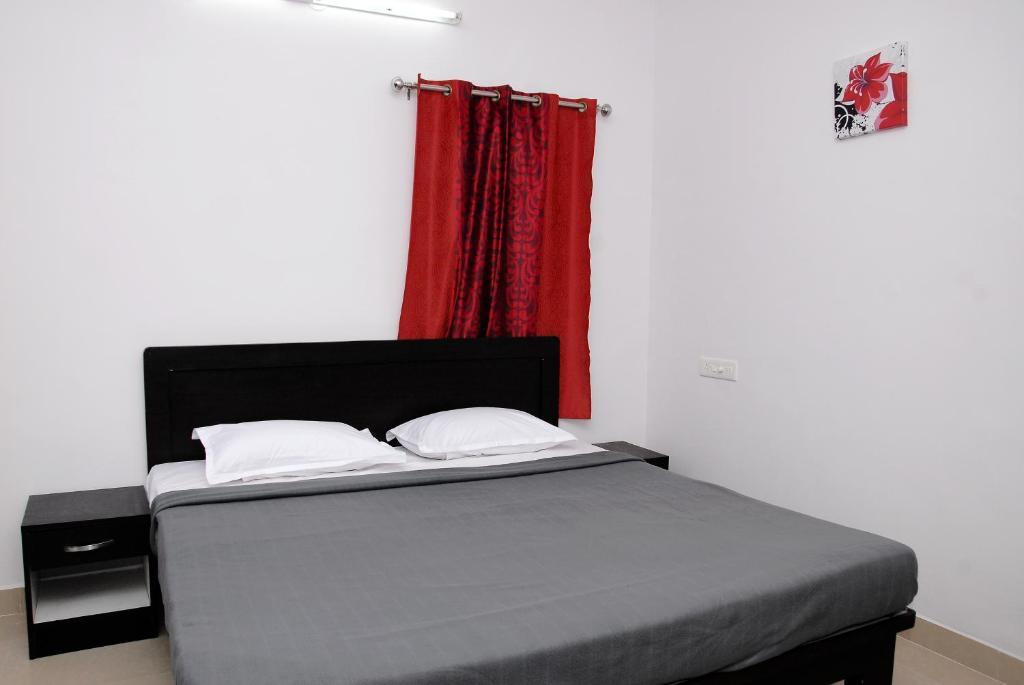 Varsha Enclave Serviced Apartment Майсуру Екстер'єр фото
